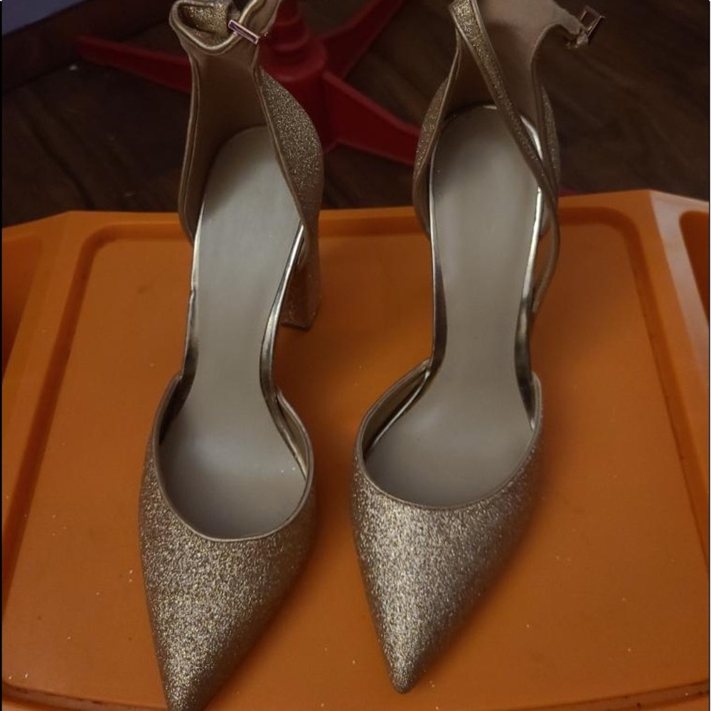 Gold glitter heels size 11